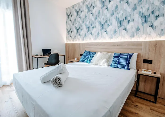 Sweet Lloret - Smart