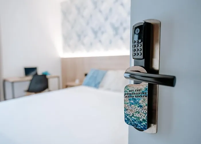 Sweet Lloret - Smart Hotell